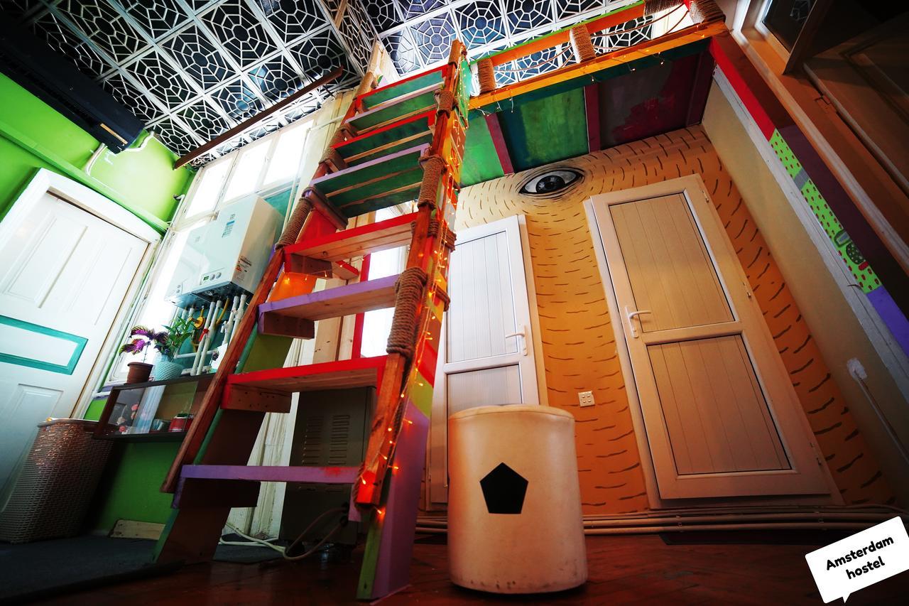 Amsterdam Hostel Baku Exterior photo